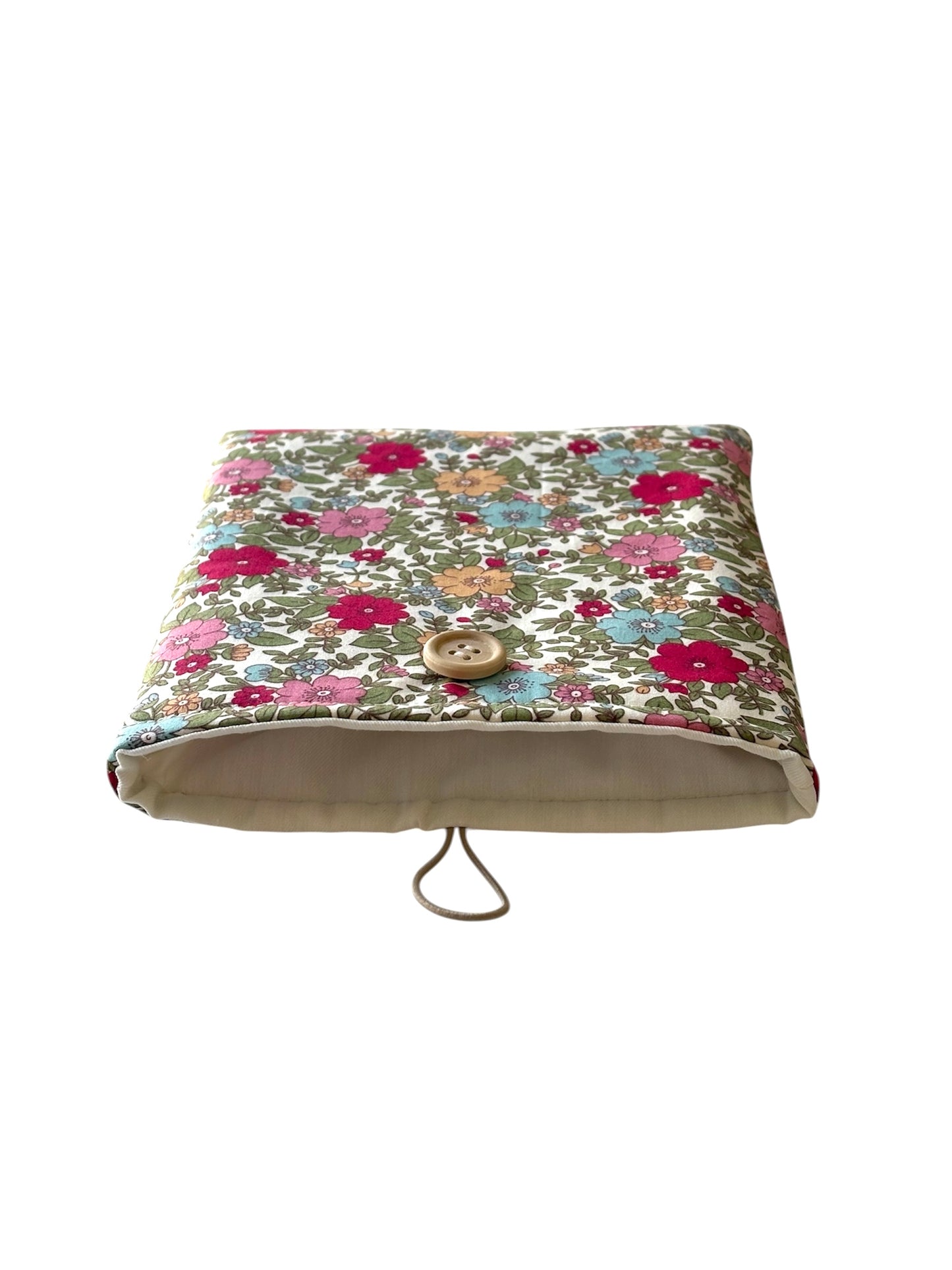 If you are looking for a Book Lovers Gift idea this could be the perfect gift or, alternatively, a treat for you. The neutral fabric which lines the padded Book Pouch is shown in this photo.
