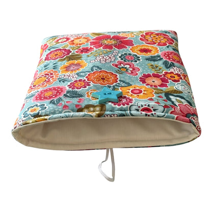 The neutral cotton fabric lining the padded Book Cover is shown in this photo.
