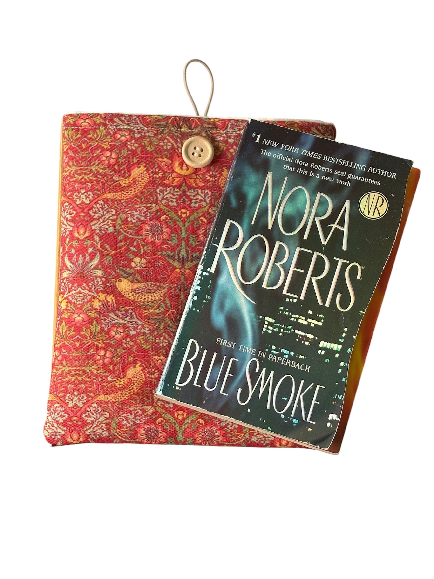 Please note the small paperback book in the photo is not included and is for illustrative purposes only.