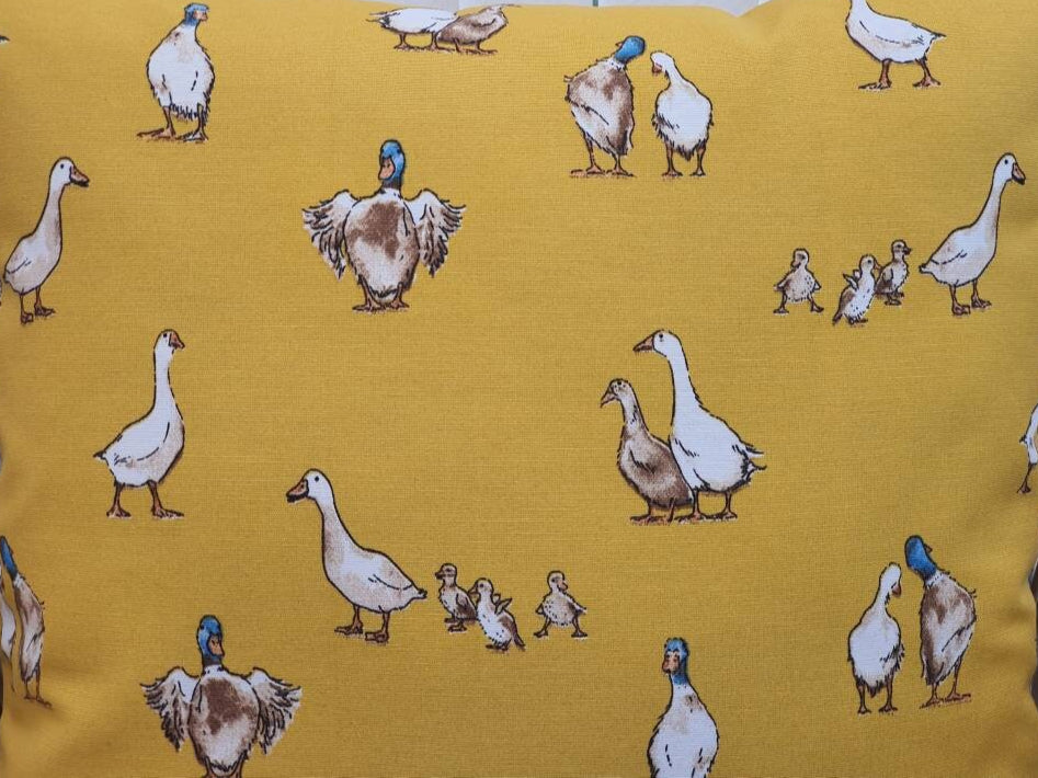 Close up of the duck patterned fabric.