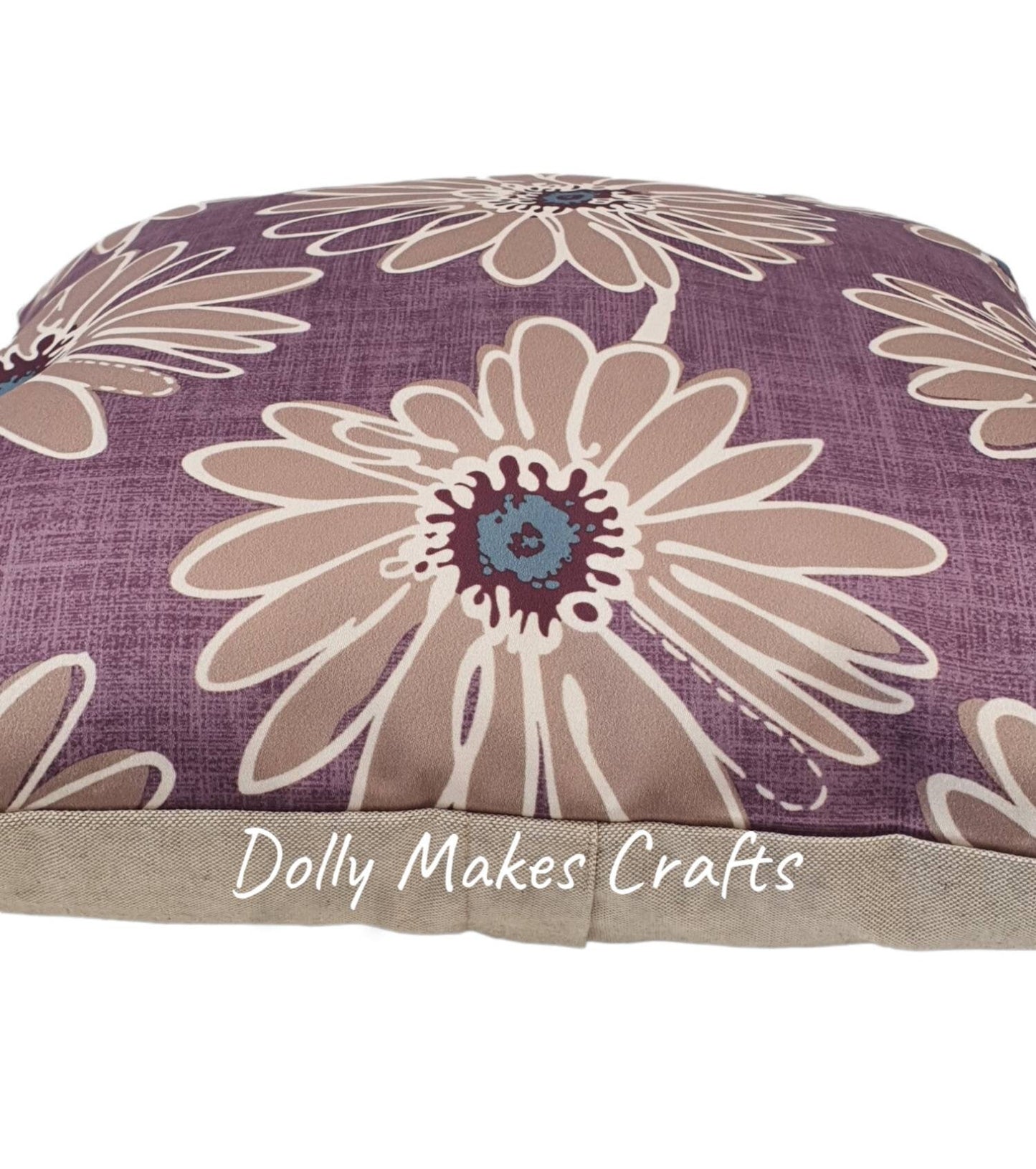 Daisy Lavender - Handmade Cushion Cover (18x18)